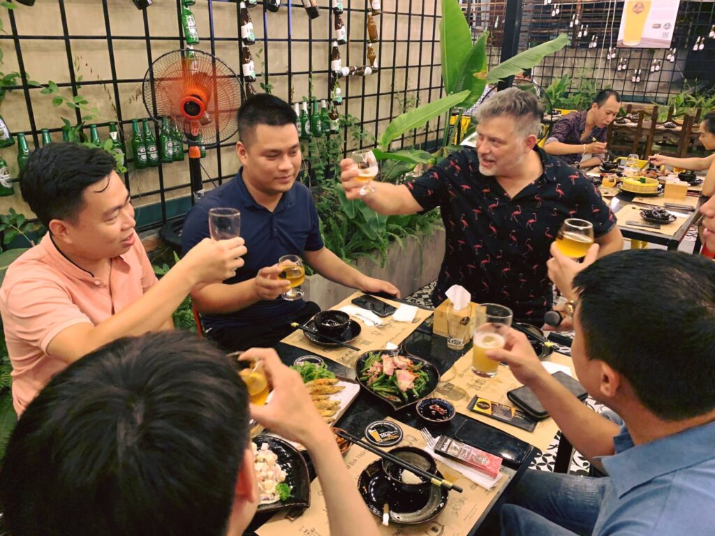 Top 5 Quán bia Cầu Giấy mồi ngon, giá rẻ Cầu Giấy