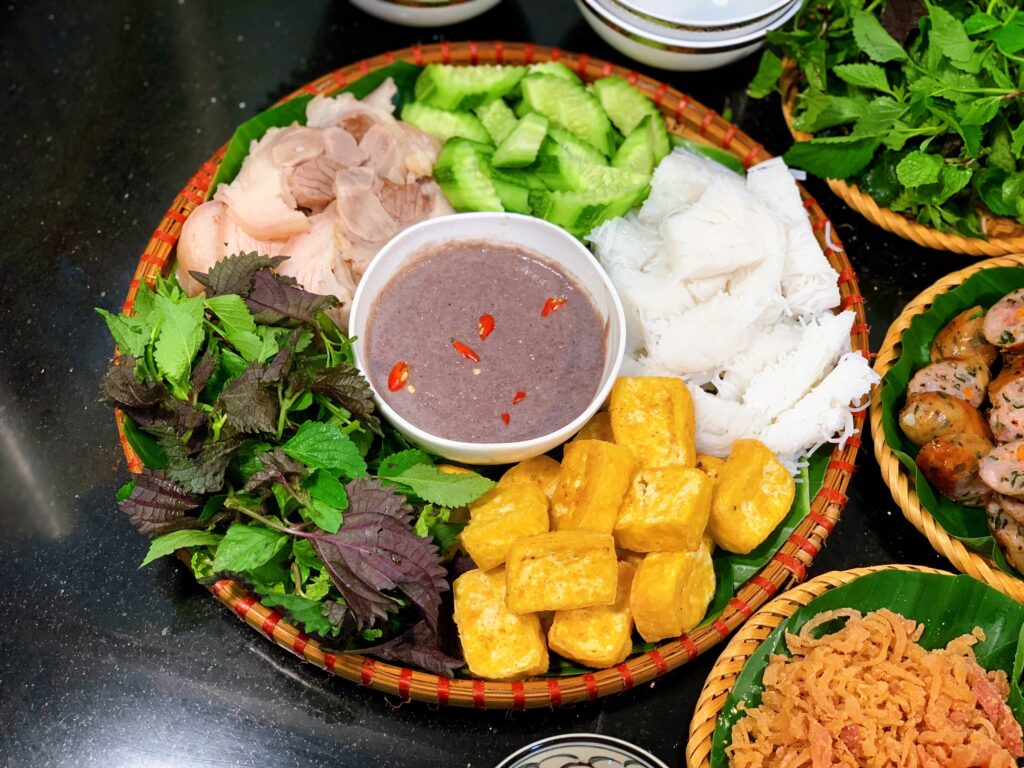 quán bún đậu mắm tôm ngon tại phố cổ