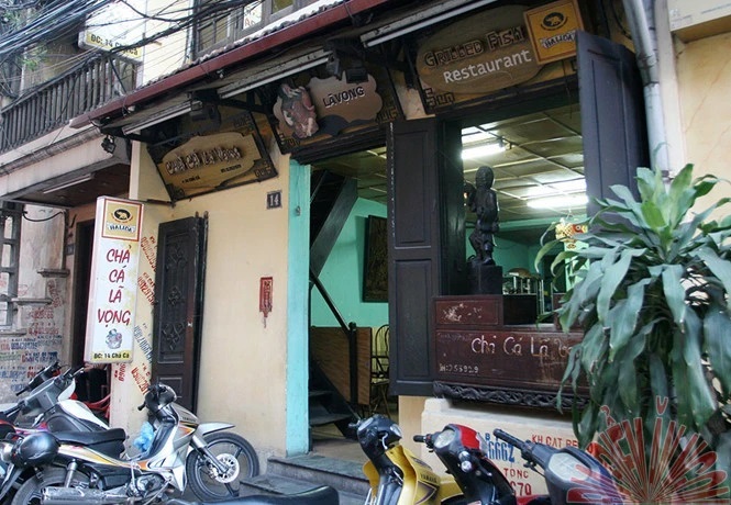 món ăn đặc sản Hà Nội - chả cá lã vọng