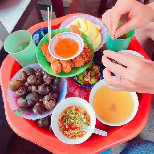 quán ốc ngon Hà Nội - ốc Ông Già