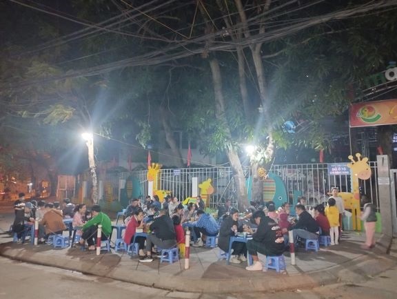 ốc béo Hà Nội - Quán ốc nhỏ