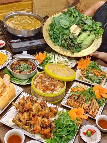 lẩu cá Hà Nội - Nhà hàng Bếp Khói