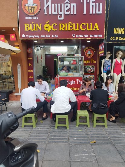 Bún riêu Huyền Thu