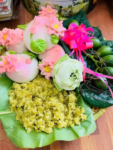 Cốm Làng Vòng