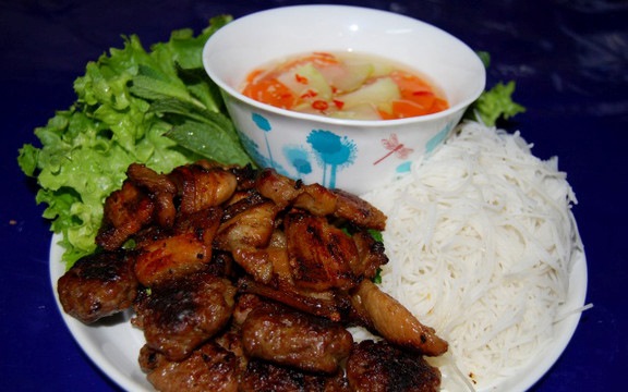 bún chả bát sứ