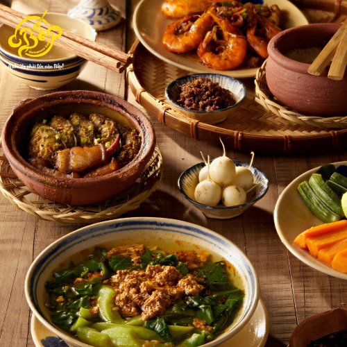 BẾP QUÁN - cơm gia đình Hà Nội