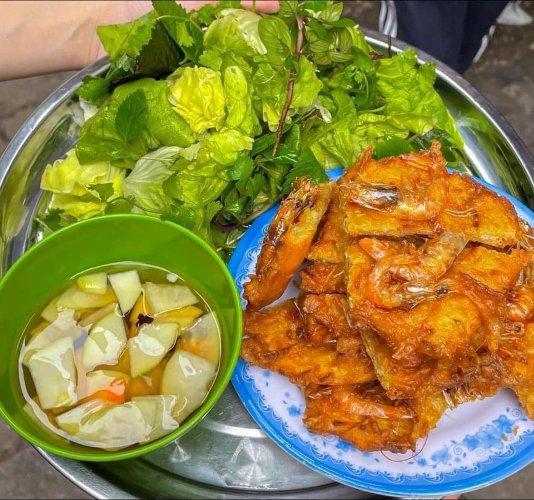 Bánh Tôm cô Ầm