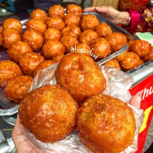. Bánh rán mặn Thụy Khuê