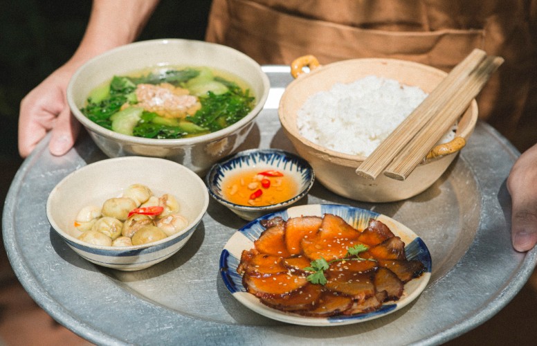 Cơm Nhỏ - cơm gia đình Hà Nội