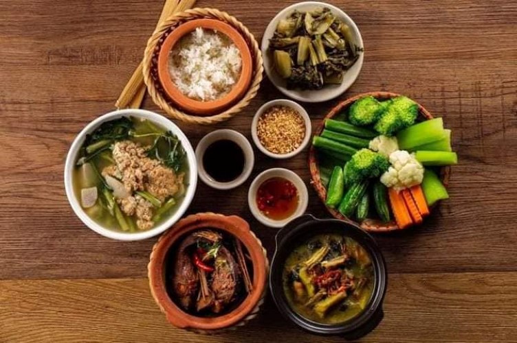 Cơm Niêu Huế Xưa