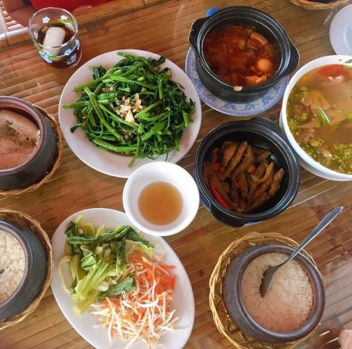 Cơm niêu Việt Nam