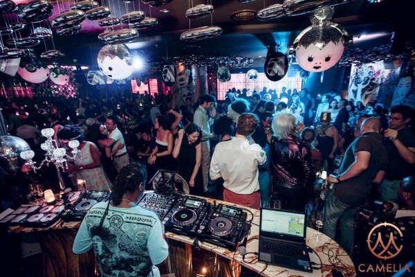 bar club Hà Nội
