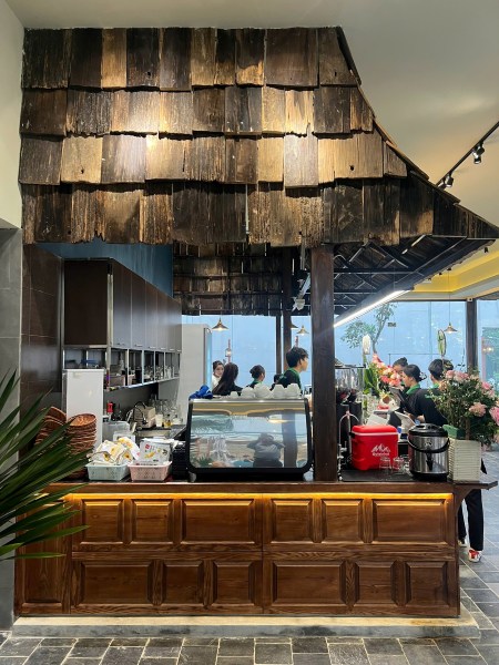 Aha Café - cà phê Hồ Gươm