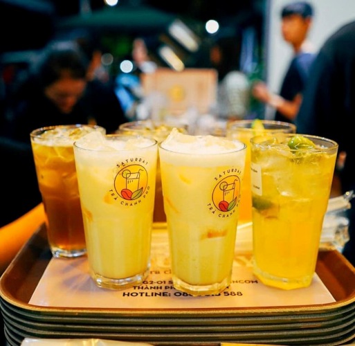 Ăn Vặt Quanh Hồ Gươm