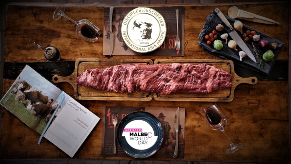 quán steak Hồ Tây