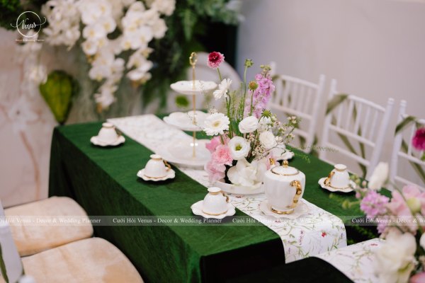 trung tâm tiệc cưới Long Biên