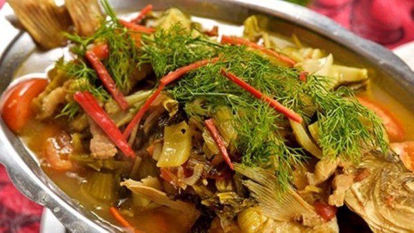 cá chép om dưa Ba Đình