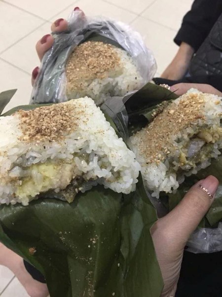 bánh khúc Đống Đa