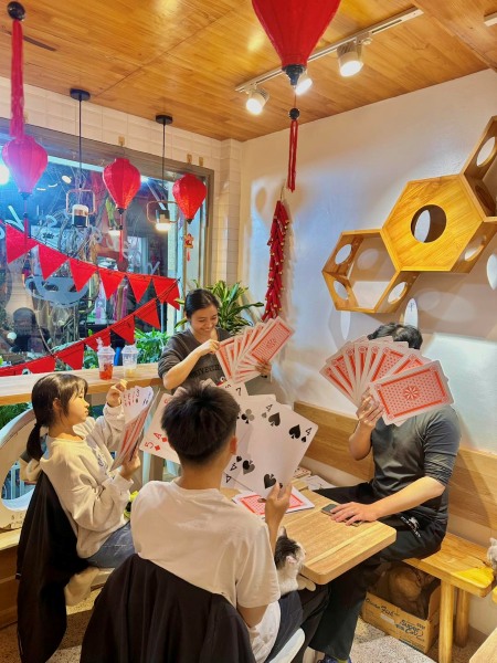 cafe chó Đống Đa