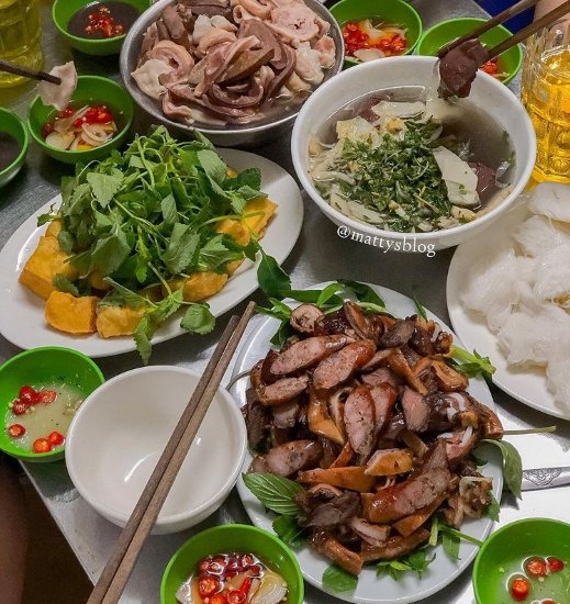 lẩu cháo lòng Hai Bà Trưng