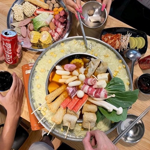 lẩu tokbokki Hai Bà Trưng