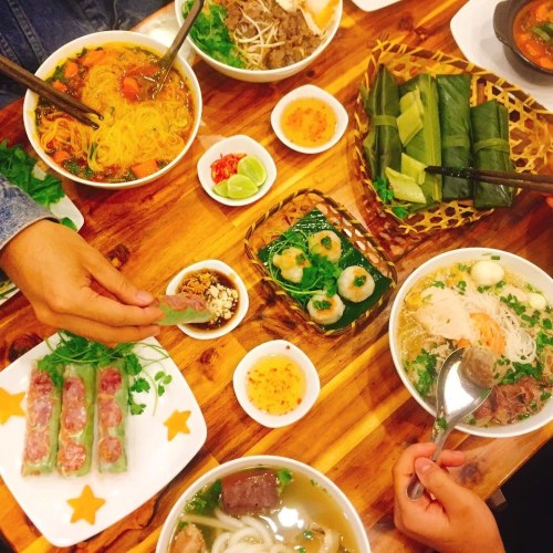 bánh canh ghẹ Hai Bà Trưng
