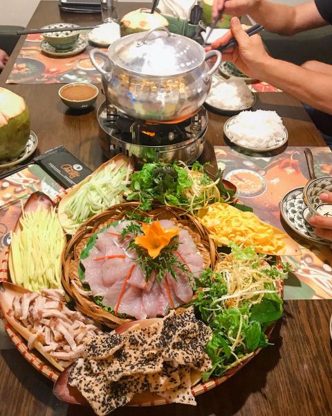 chả cá Hai Bà Trưng