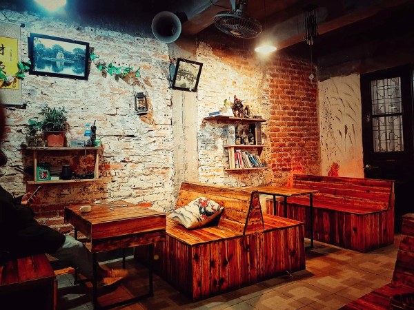 Cafe Sách Hai Bà Trưng