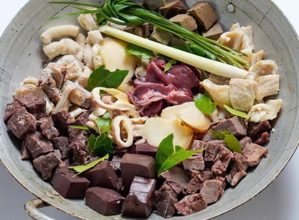 Quán Thắng Cố Ngon Hoàn Kiếm
